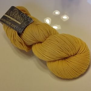 Cascade 220 Yarn Golden Yellow